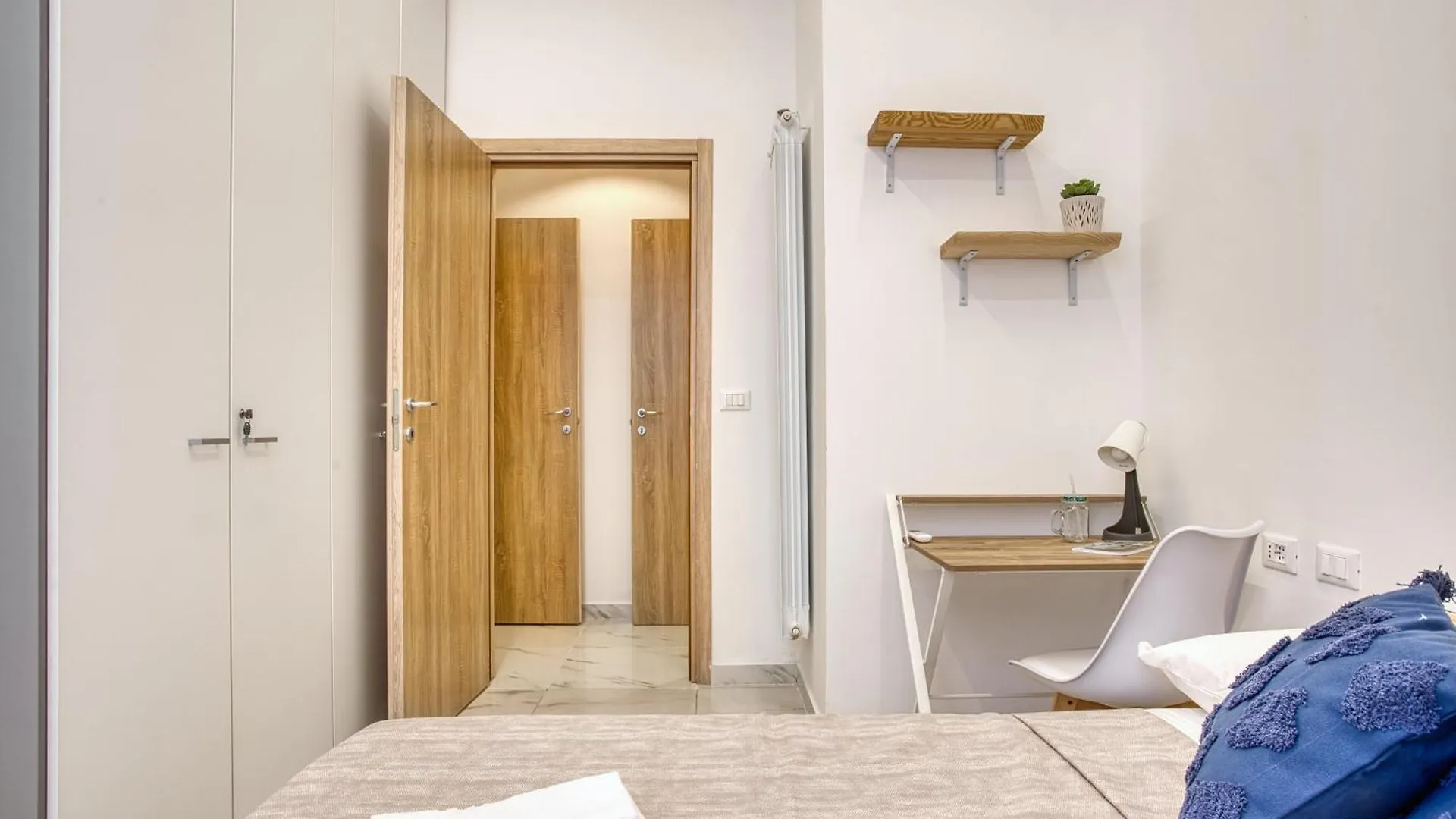 Sarpi56; New 2 Bd Apartment In Sempione District Mediolan Włochy